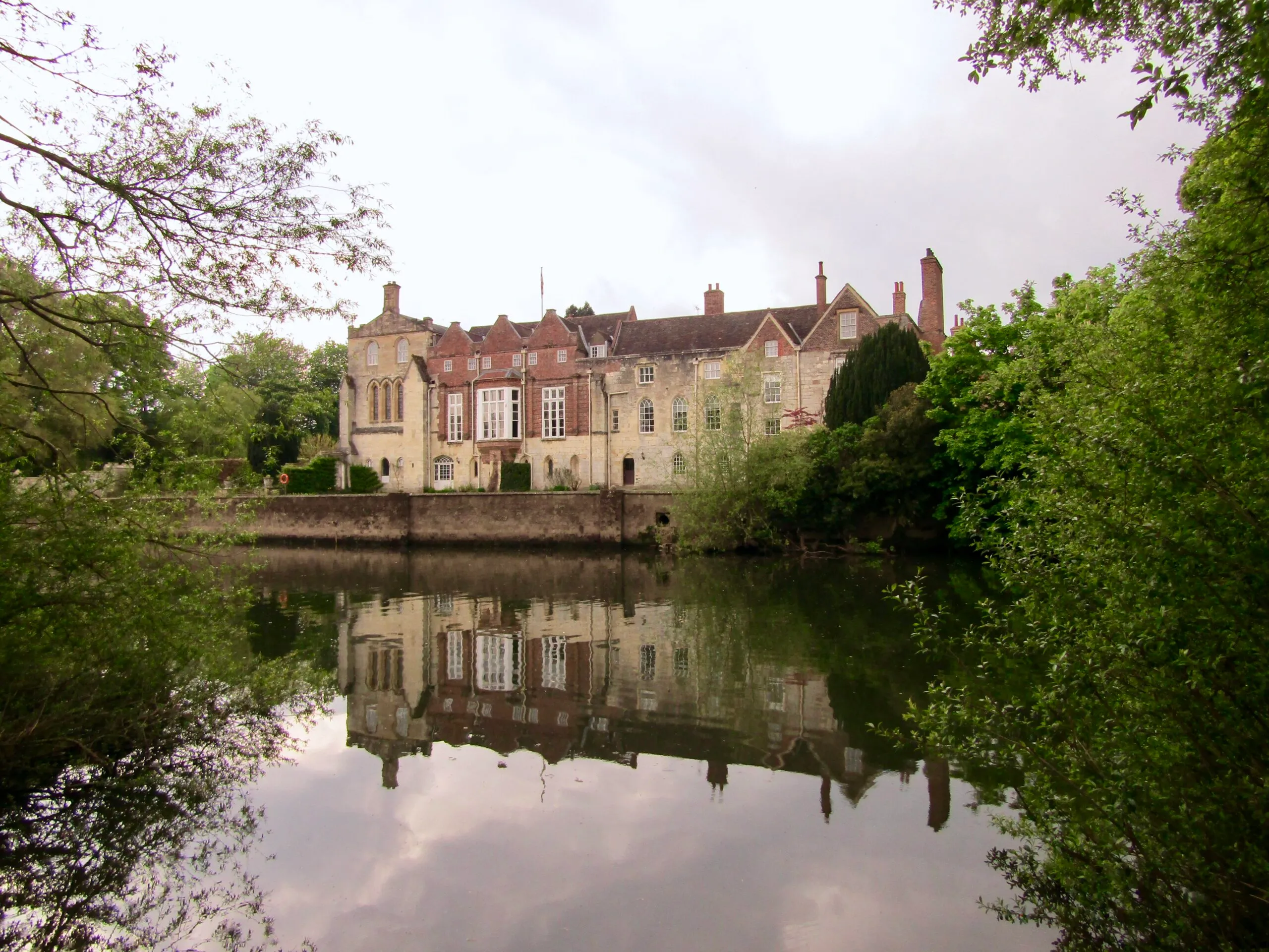 Bishopthorpe Palace