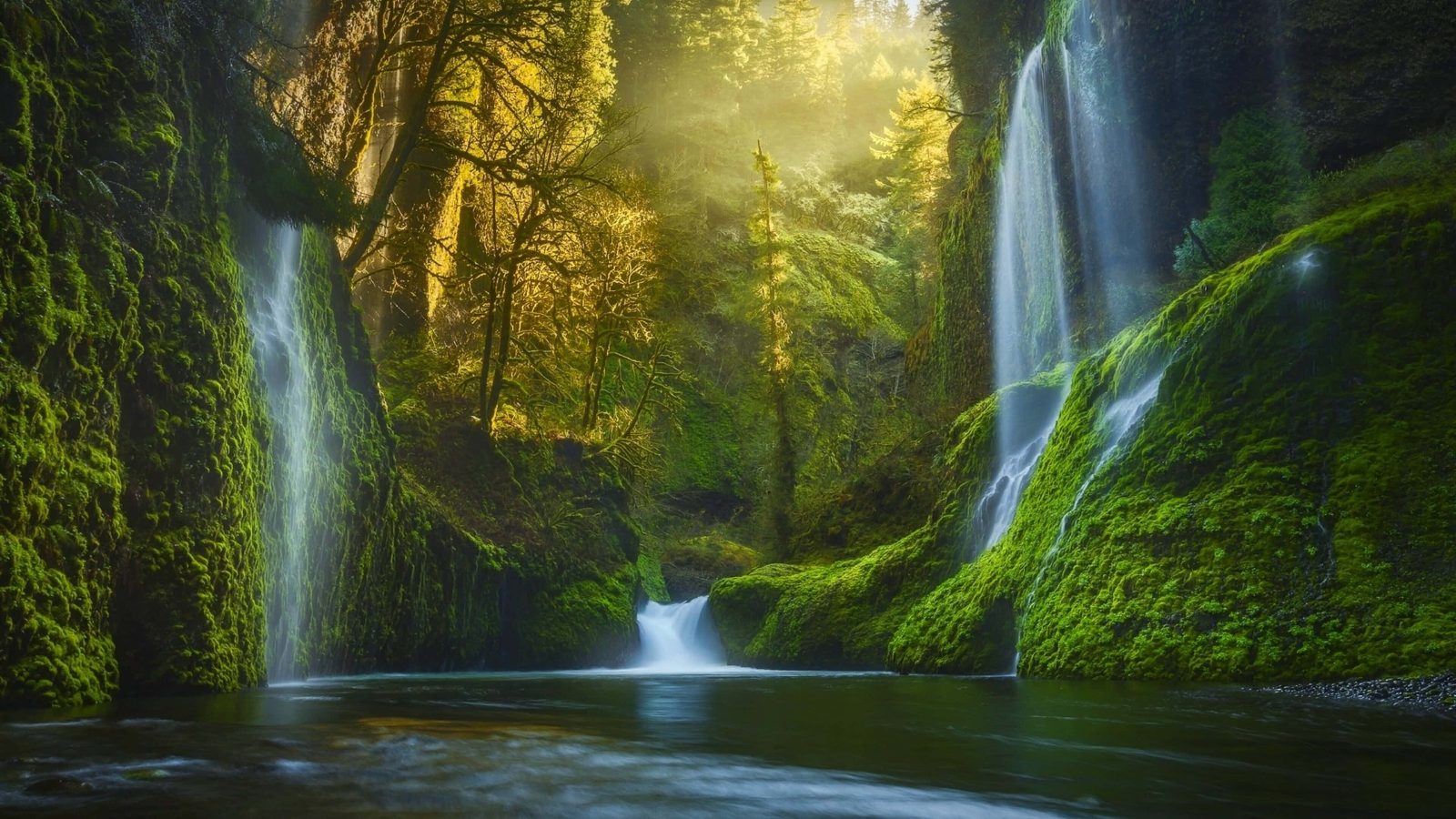 Hidden Waterfall Lookout