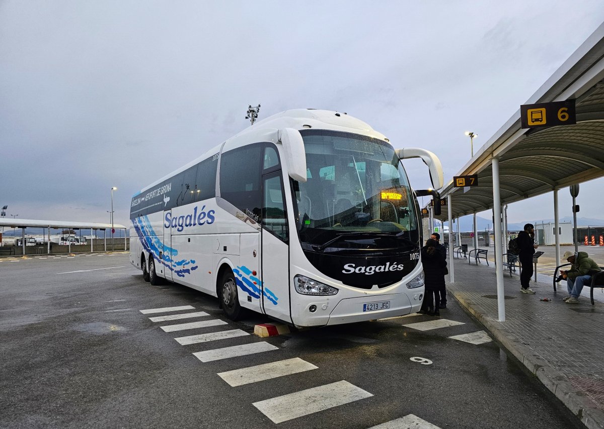Girona Airport to Barcelona Bus Services