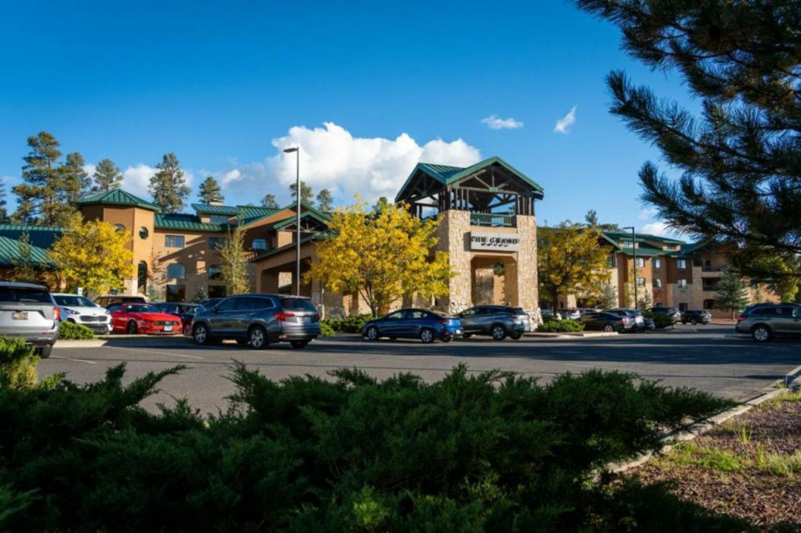 Tusayan Hotels