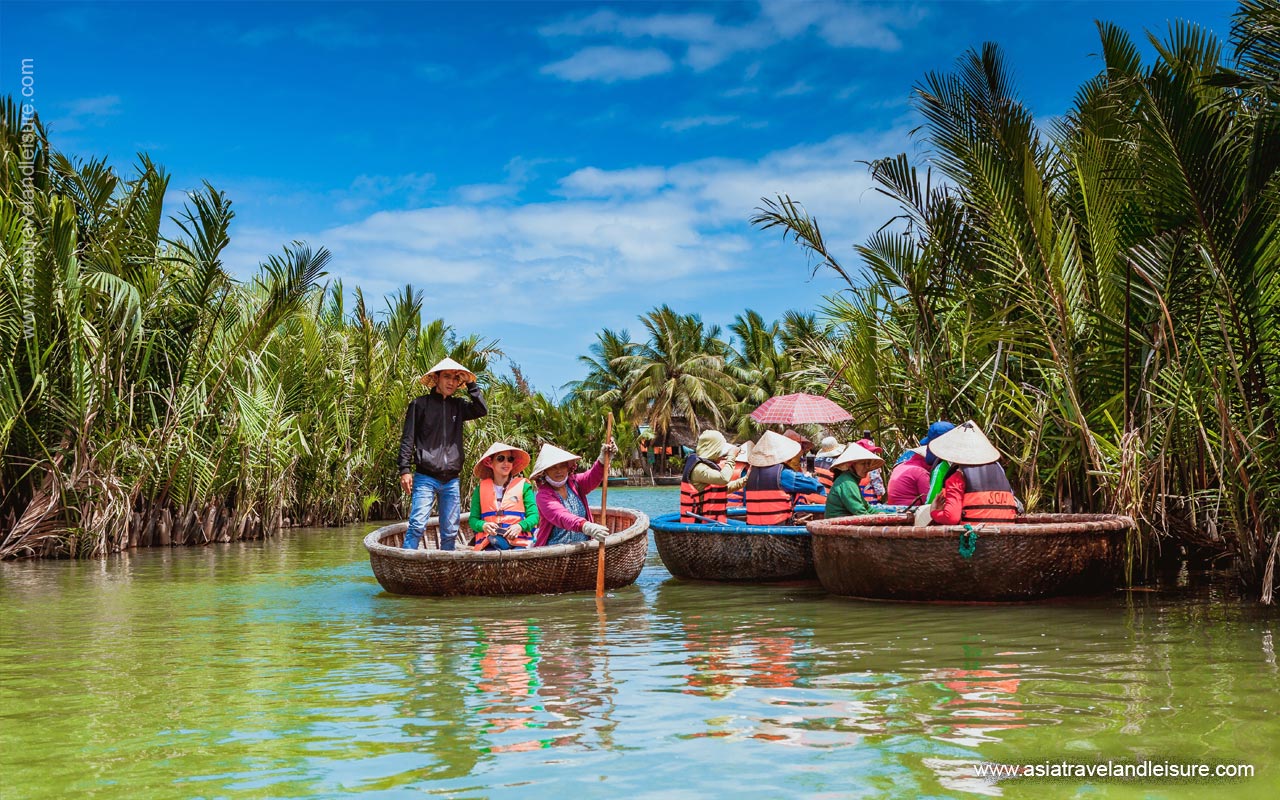 Hoi An Basket Boat Cooking Class Experience