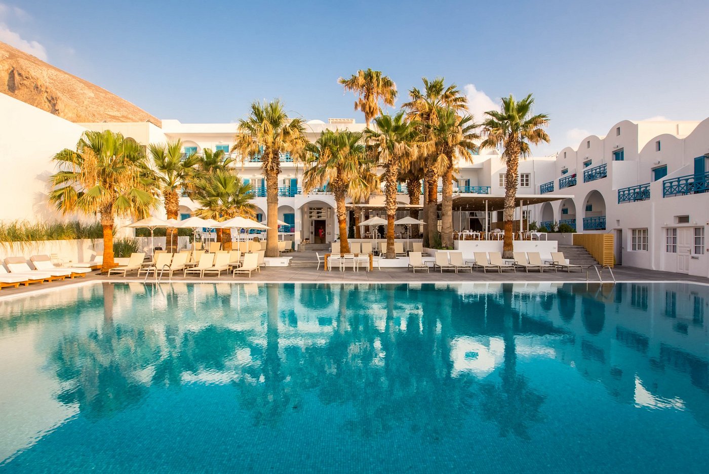 Kamari Resorts