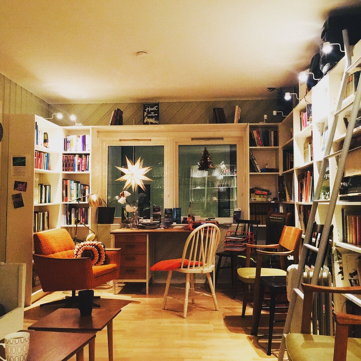 Tromso Bed & Books
