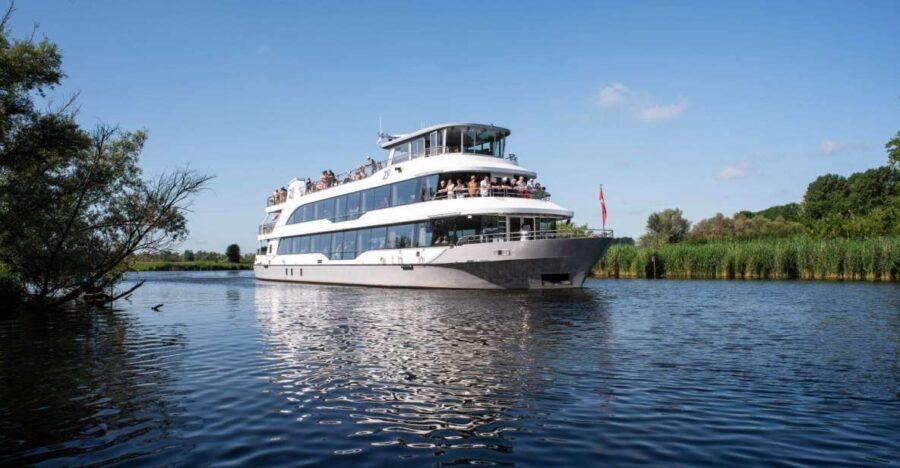 Biesbosch Boat Cruise
