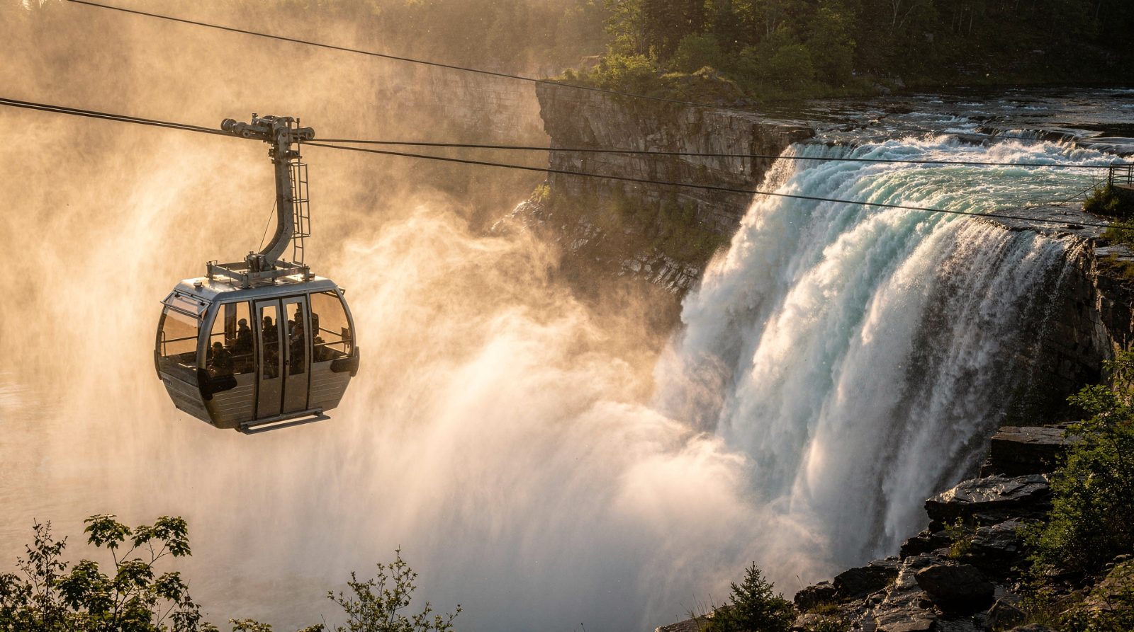 Your experience at Montmorency Falls Shuttle