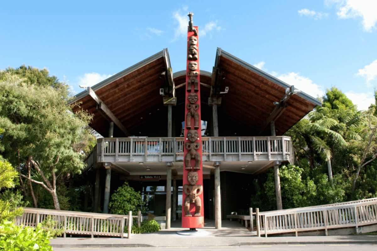 Arataki Visitor Centre