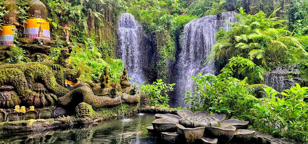 Melukat Taman Beji Griya
