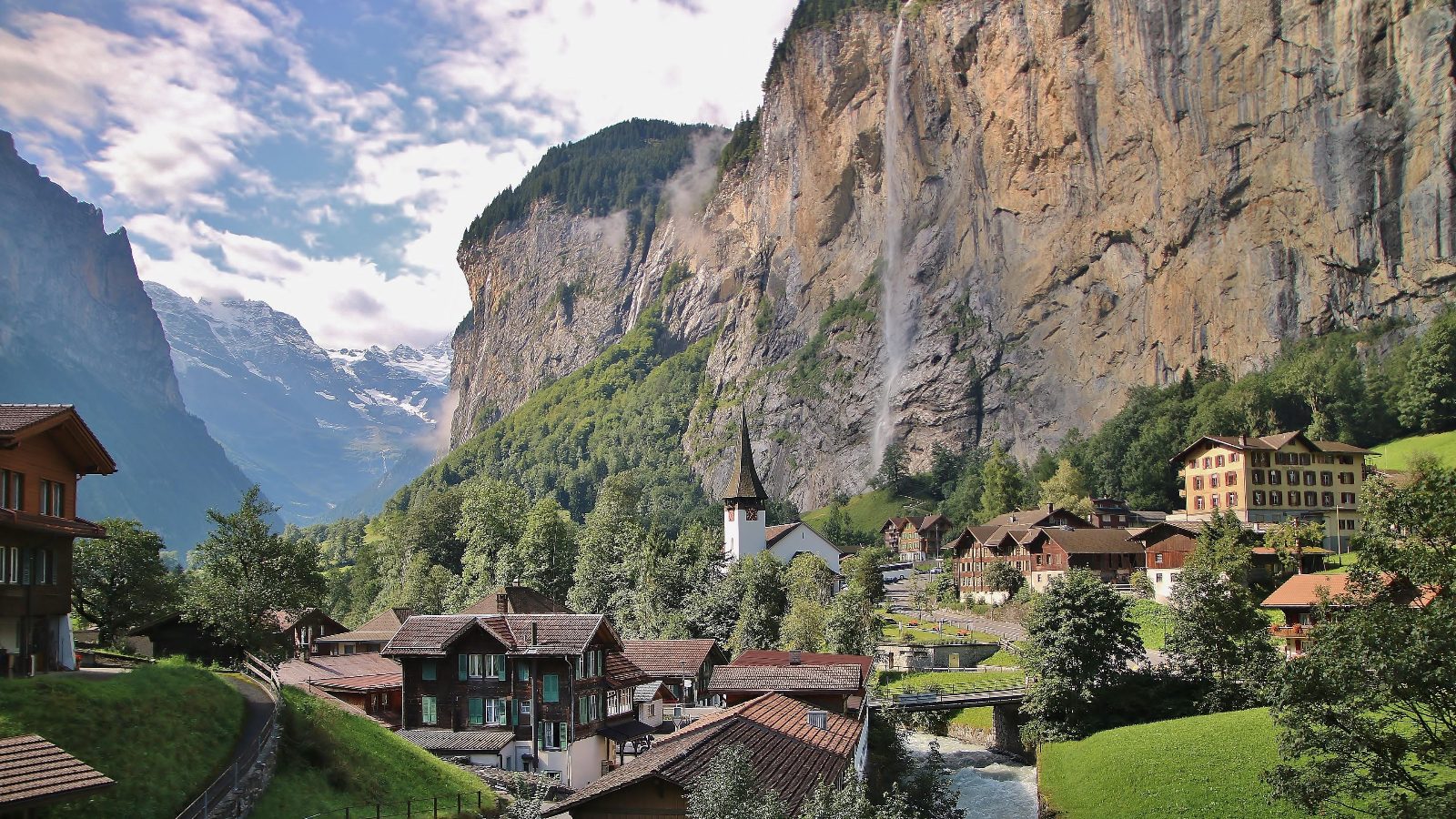 Your experience at Day Trip to Grindelwald and Lauterbrunnen