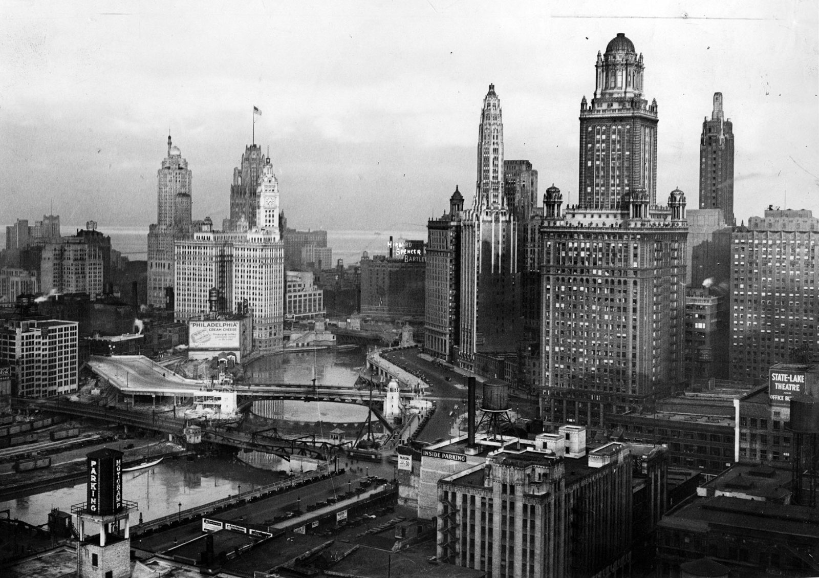 Chicago Gangster Tour on the River