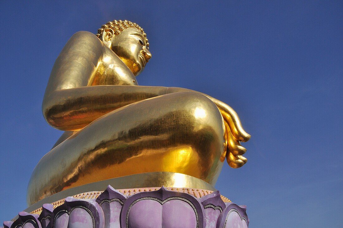 Phra Chiang Saen Si Phaendin
