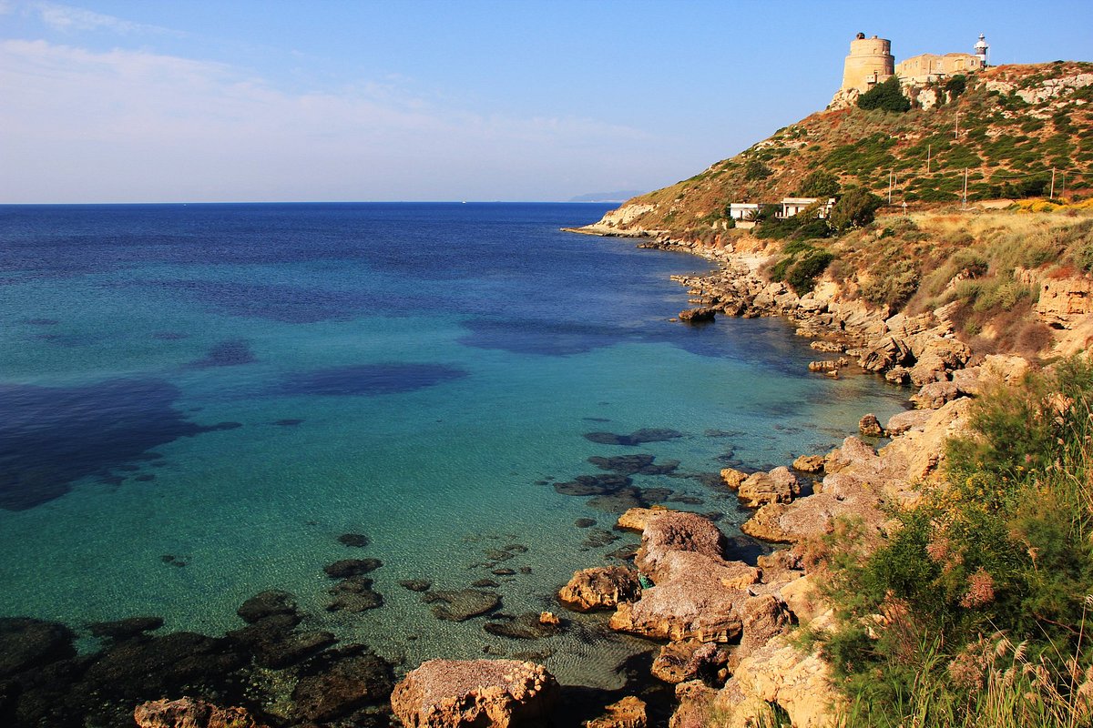 Calamosca Beach