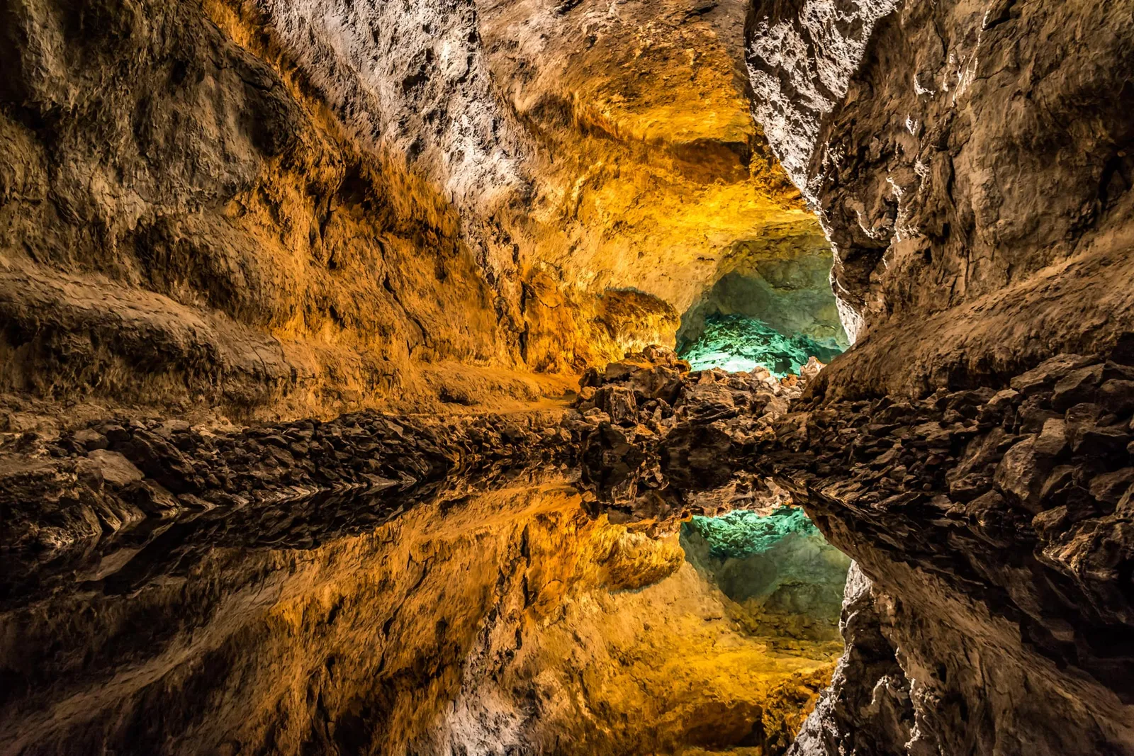 Cueva de los Verdes