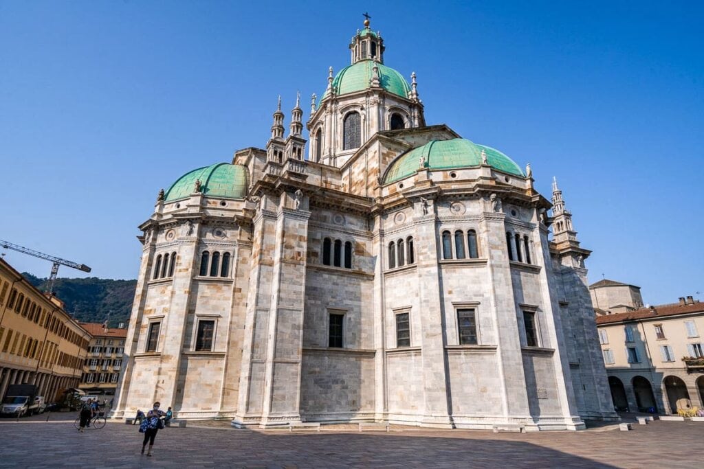 Como Cathedral