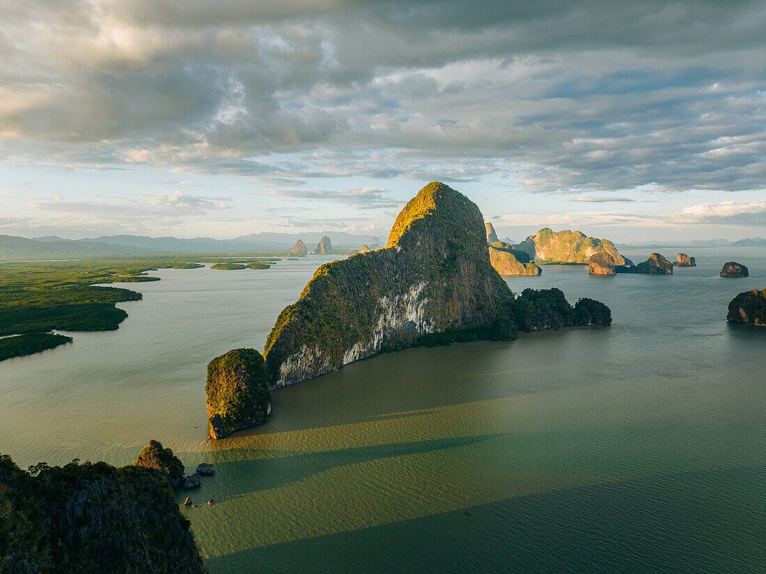 Phang Nga Bay Bioluminescent Plankton Tour