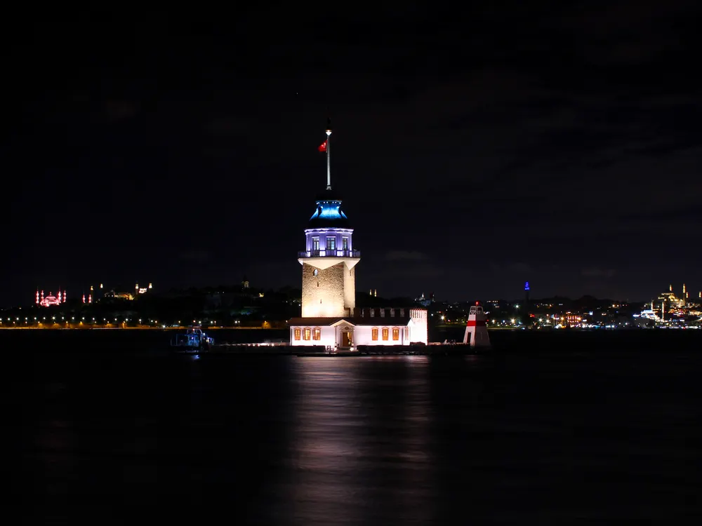 Maiden's Tower (Kız Kulesi)