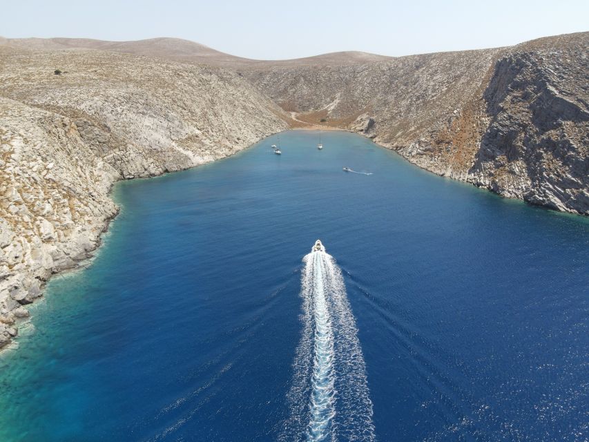 Dia Island Catamaran Cruise Experience