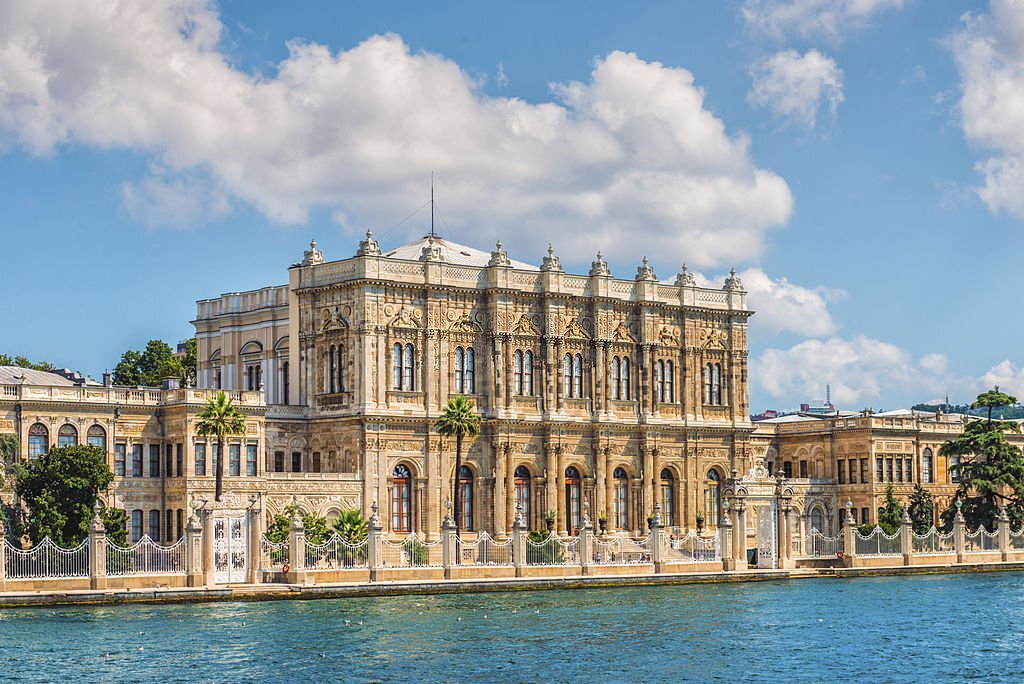 Sailing Past European Palaces