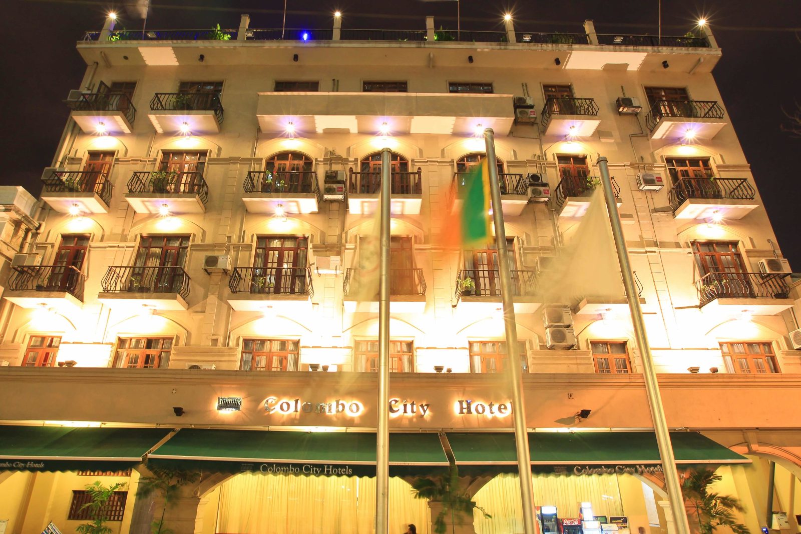 City Hotel
