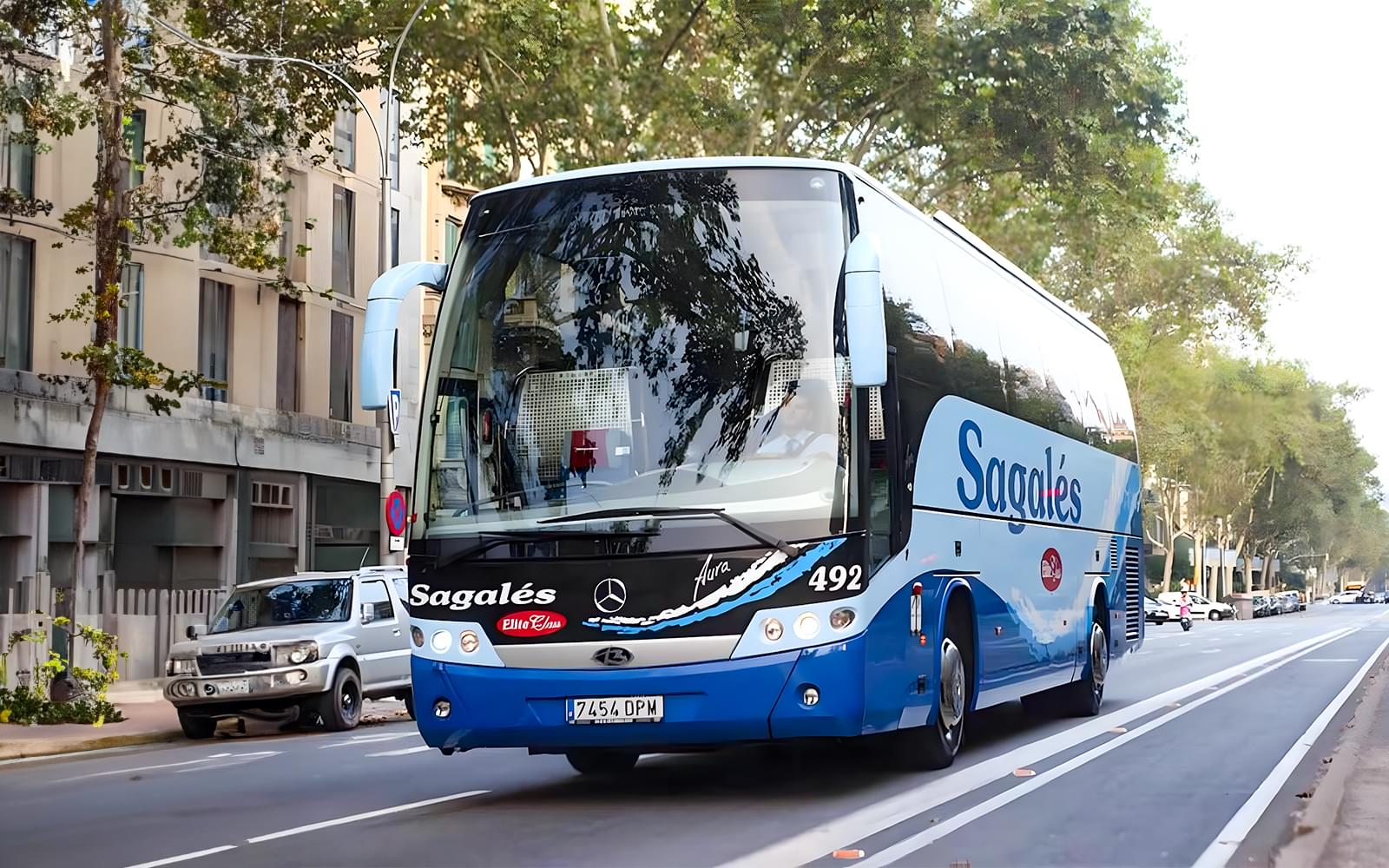 Girona Airport to Barcelona Bus Timetable