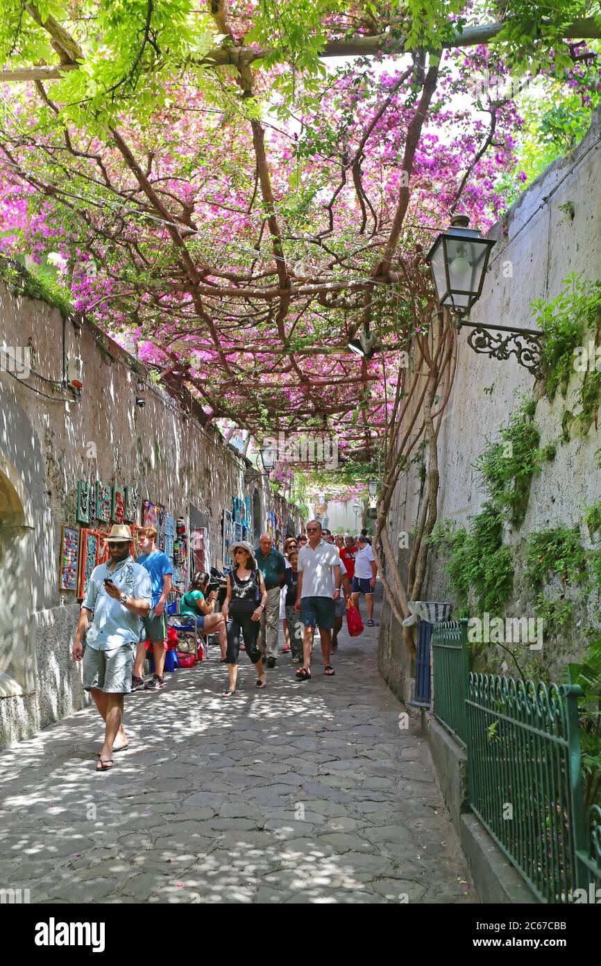 Naples to Amalfi Coast Bus Tour