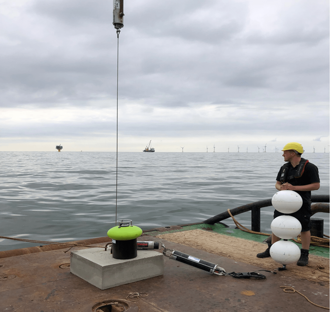 The Onboard Hydrophone Station