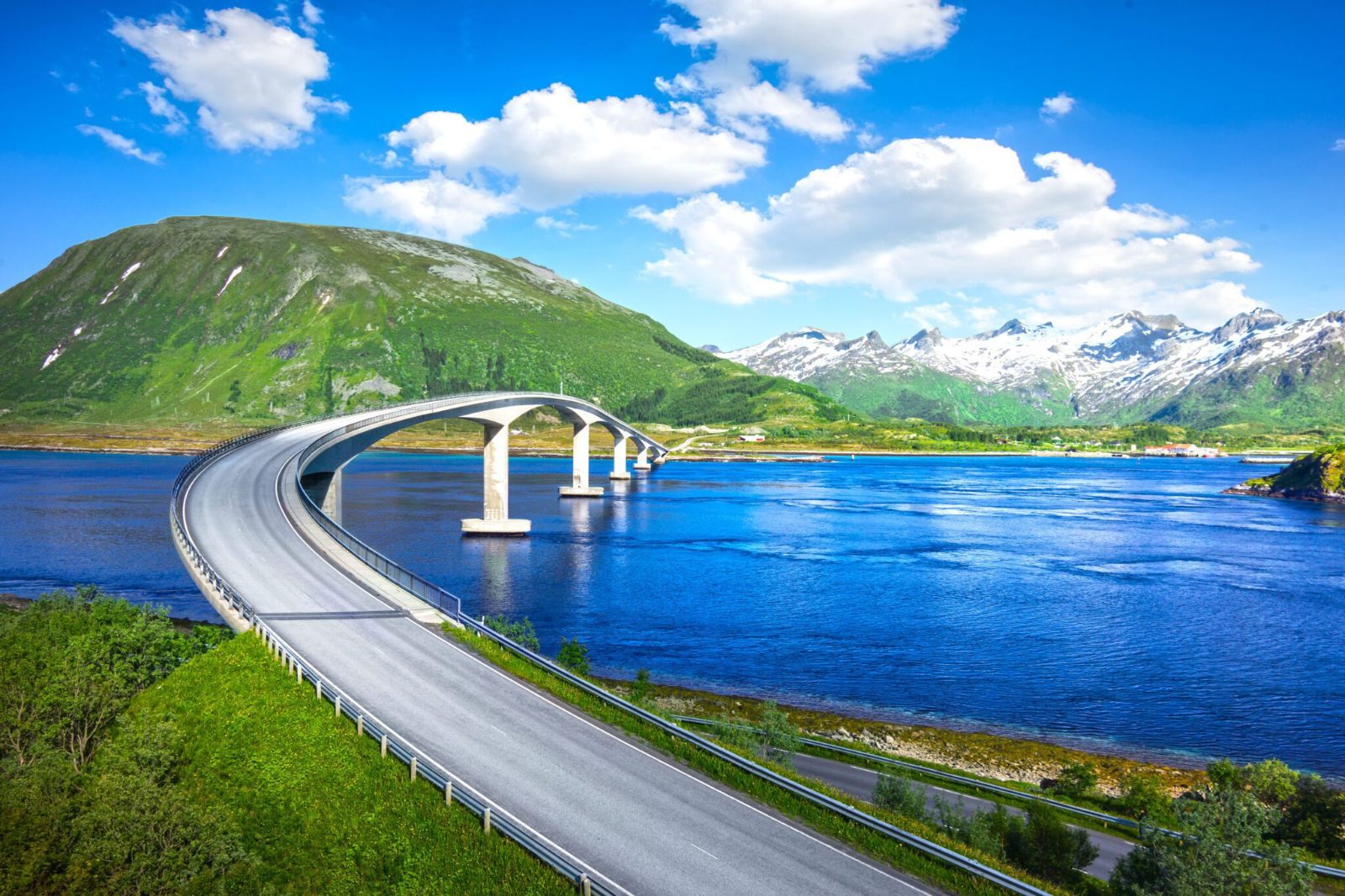 Skjervøy Bridge