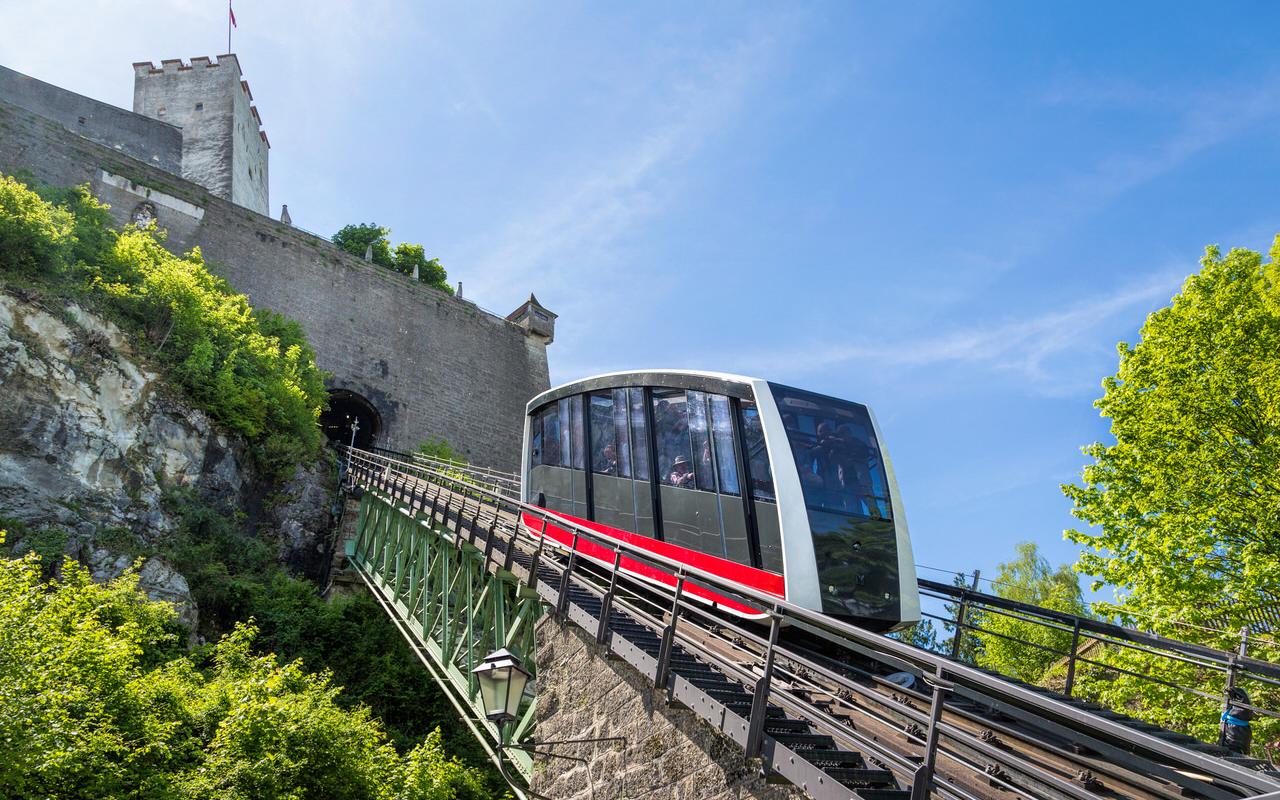 Arrival and Funicular
