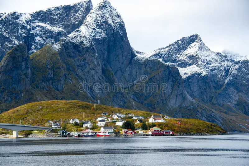 Stussnesfjellet Viewpoint