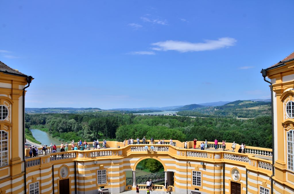 Stift Melk Terrace