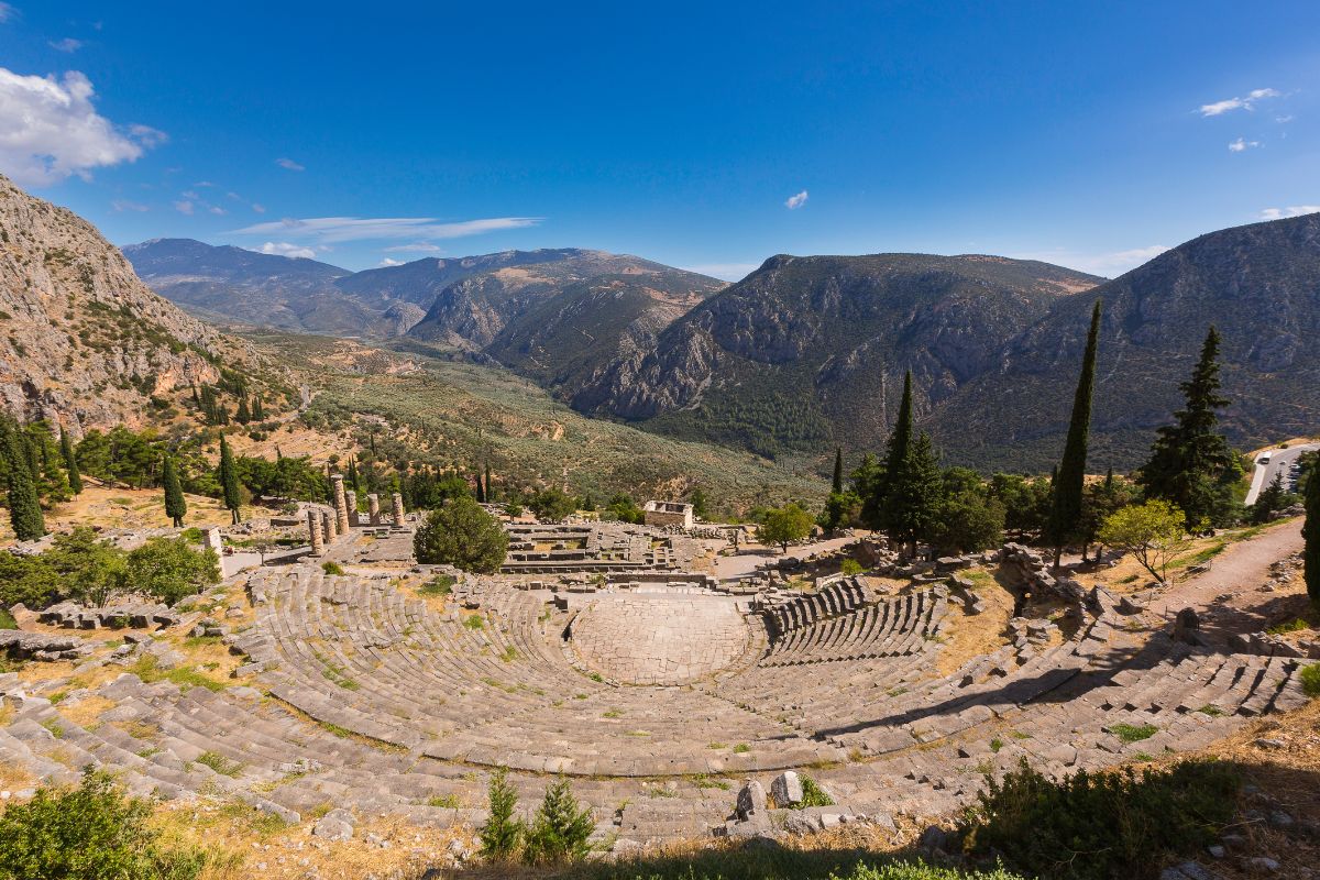 Delphi Tour From Athens
