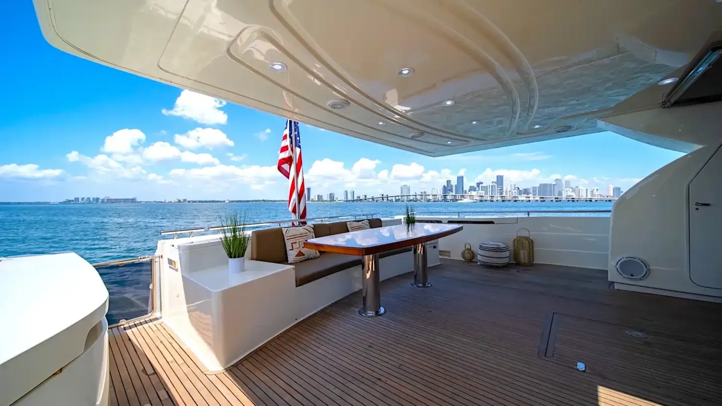 Aft Deck Starboard Rail