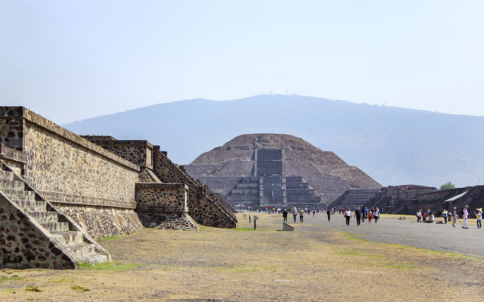 Pyramid of the Moon Plaza