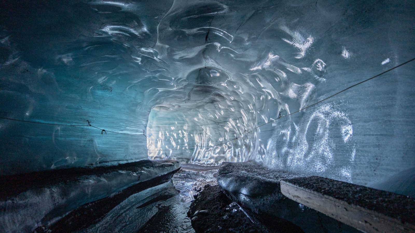 Volcanic Ash Tunnel