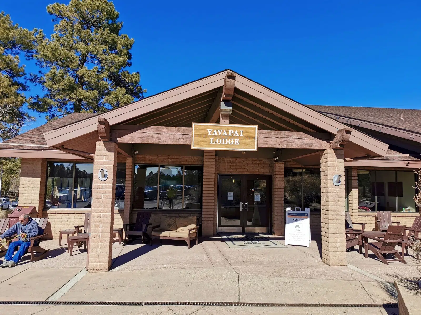Yavapai Lodge
