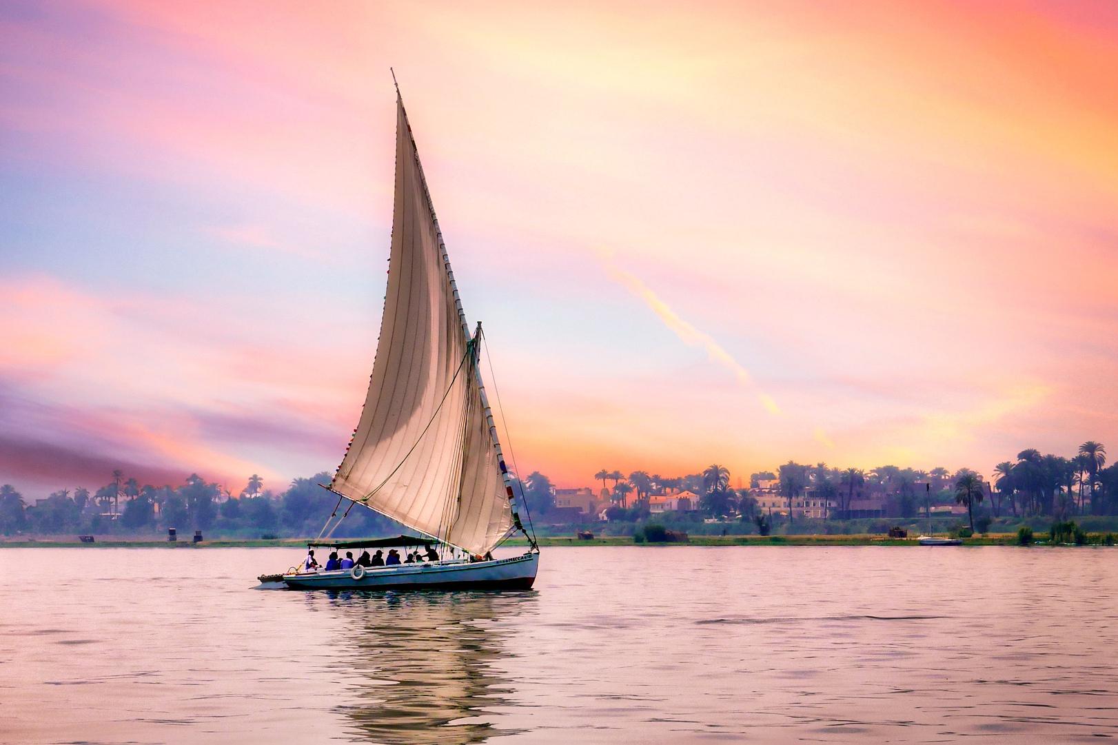 Felucca Sailboat Vantage