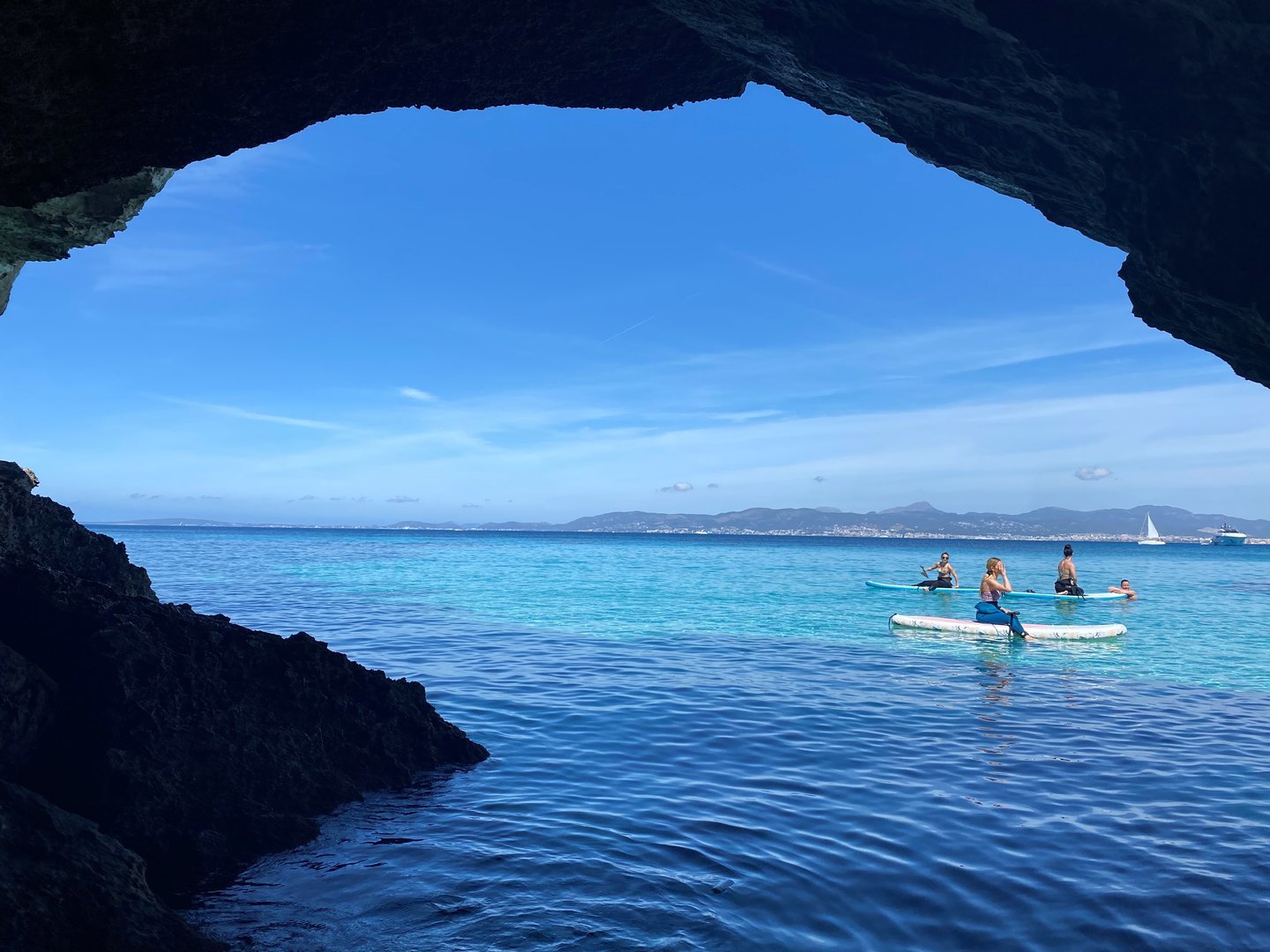 Cueva Verde Cove
