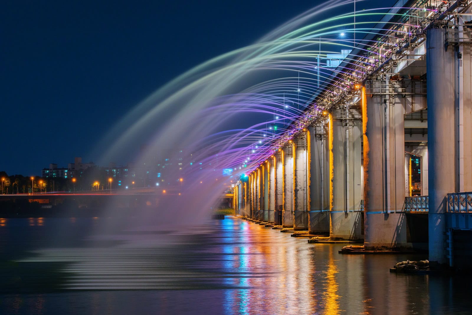 Banpo Moonlight Rainbow Fountain