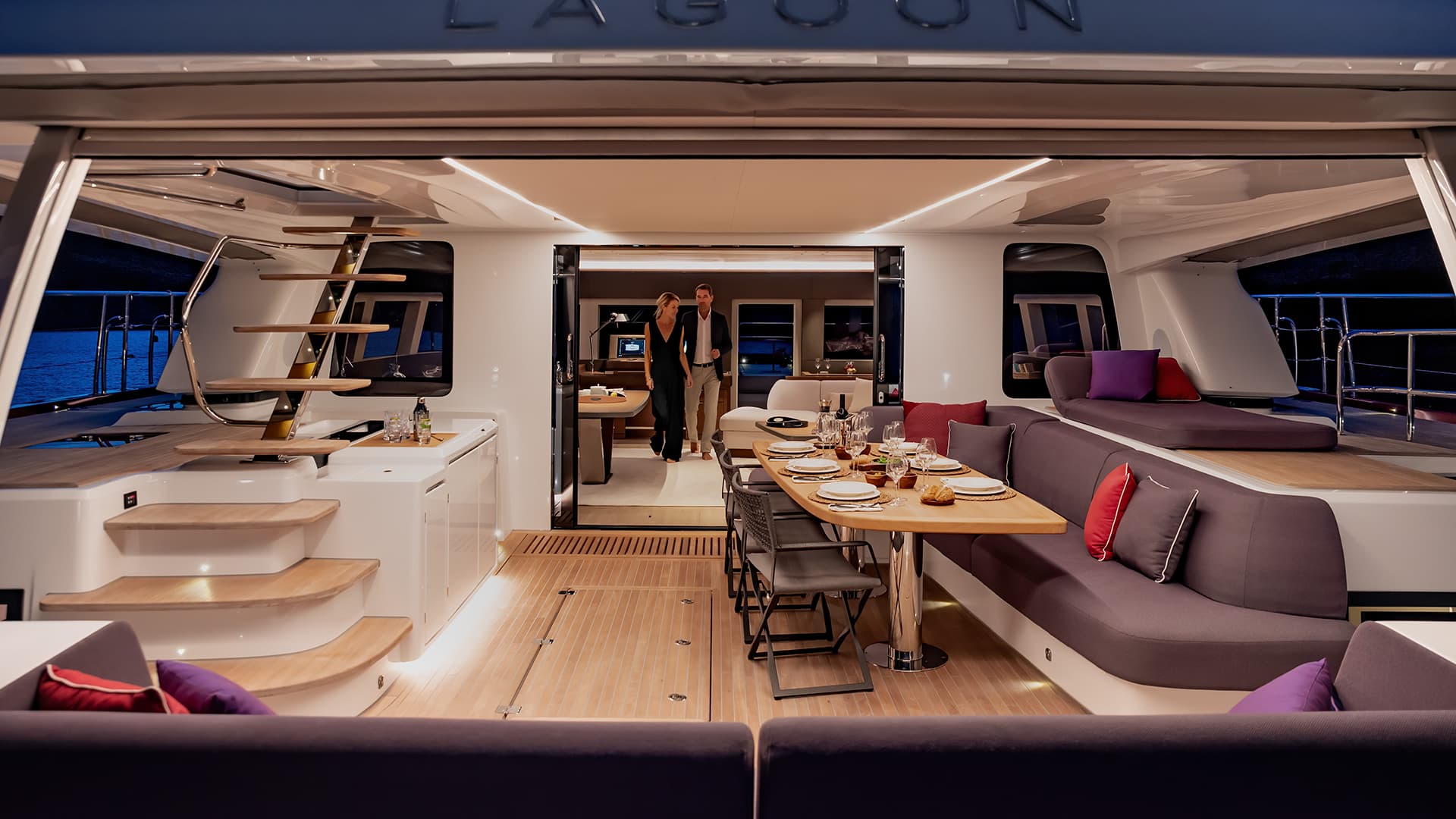 The Aft Cockpit Lounge
