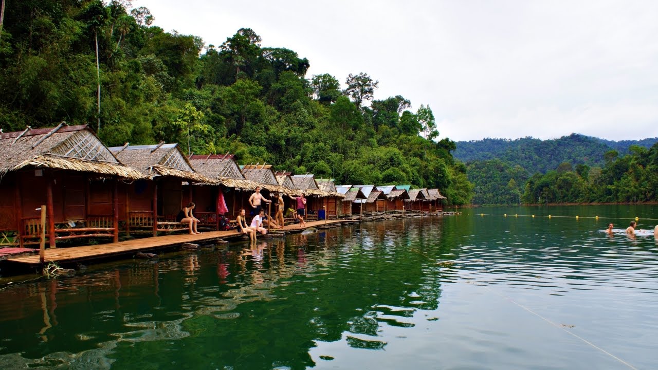 Floating Raft Houses