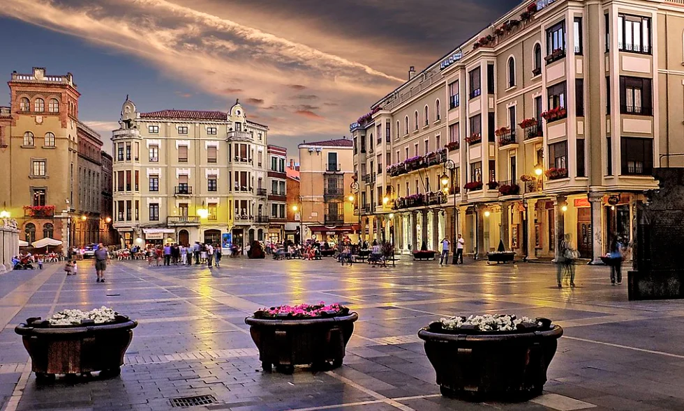 Plaza de la Reina