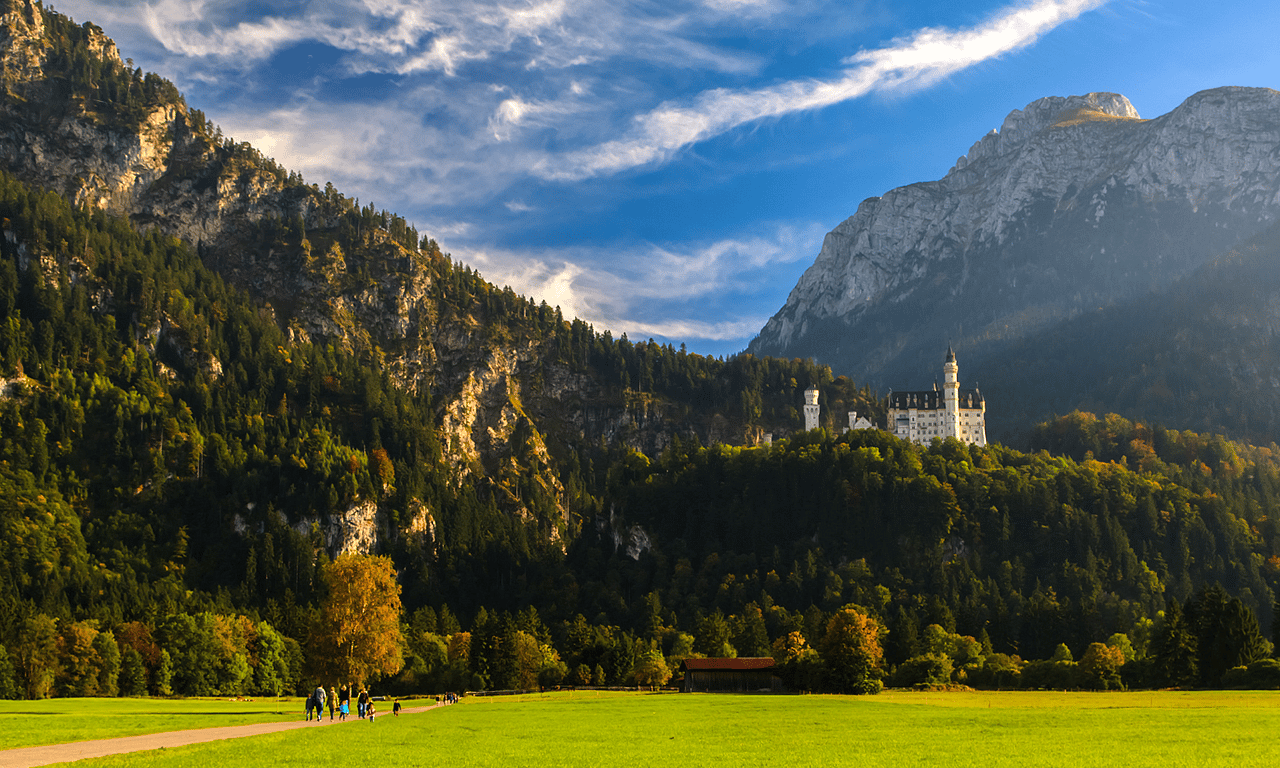 Pöllat Valley Trail