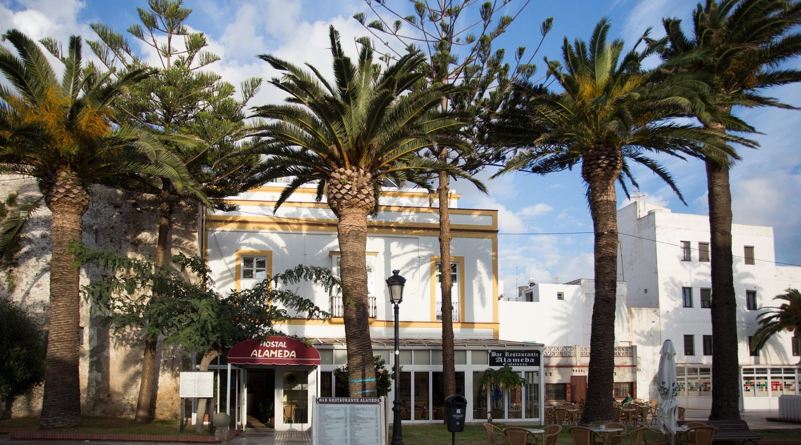 Hostal Alameda