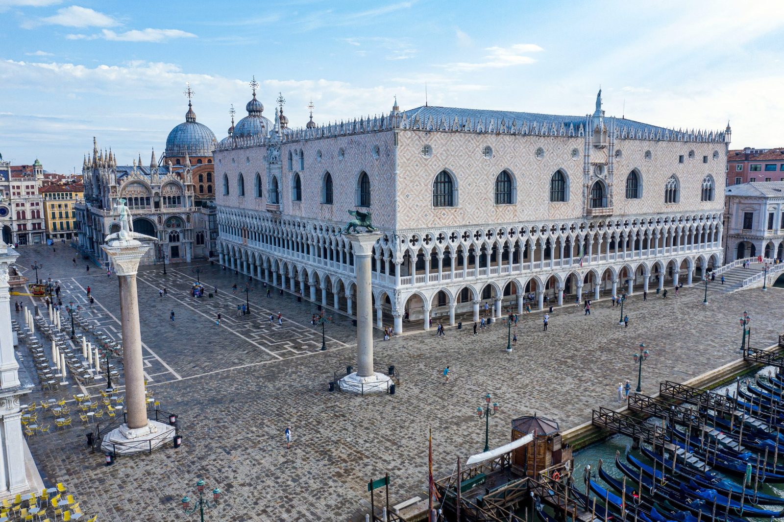 Piazza De Ferrari