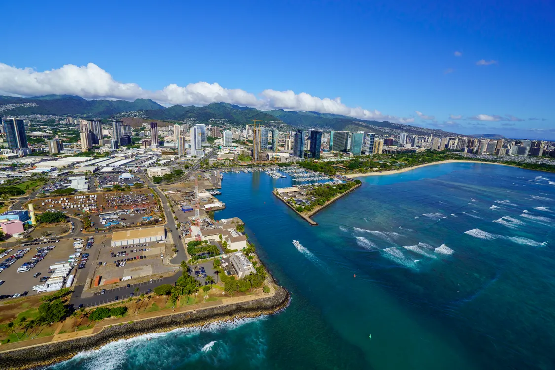 Honolulu Coastline Departure