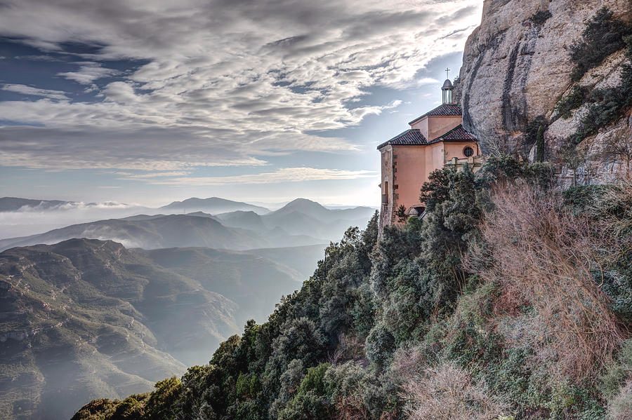 Santa Cova Chapel Path