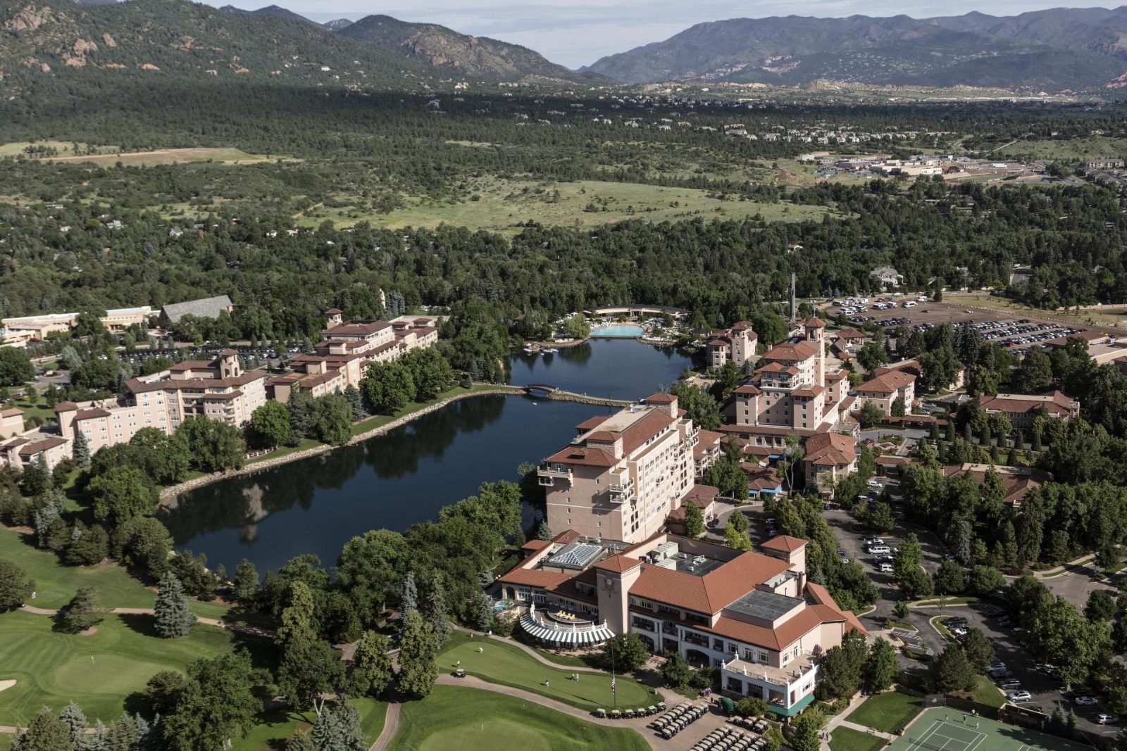 Manitou Springs Lodging