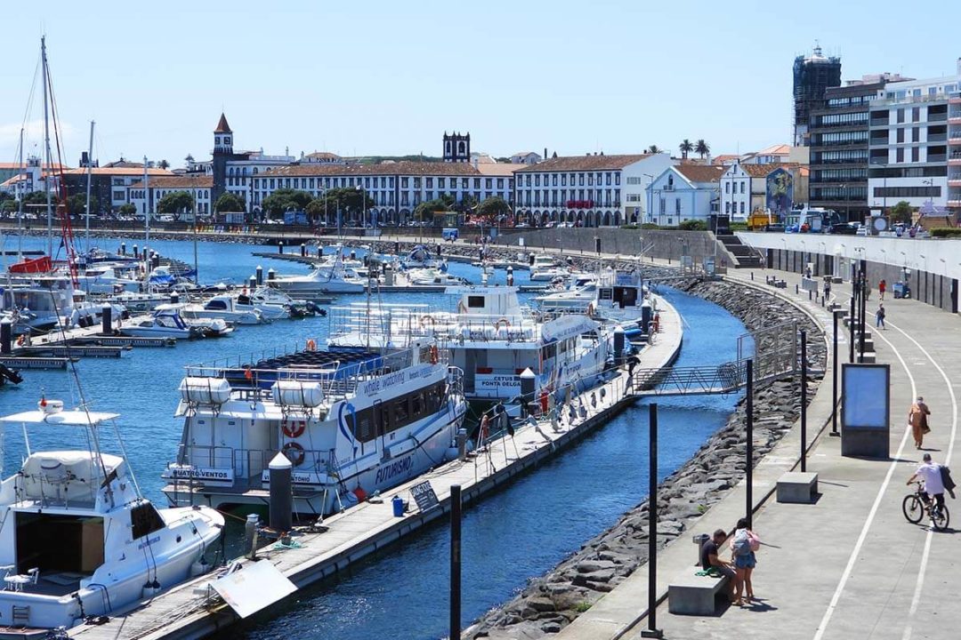 Portas do Mar Marina