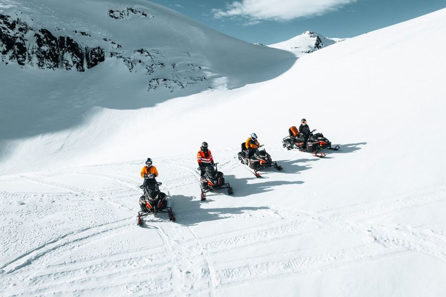 Snowmobile Lineup