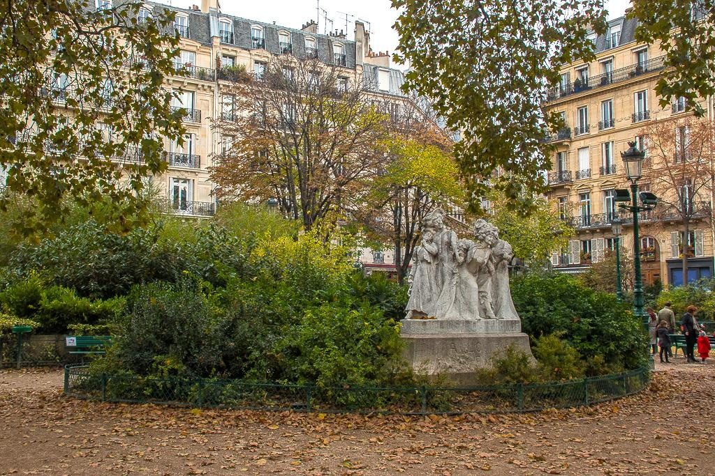 Square Montholon