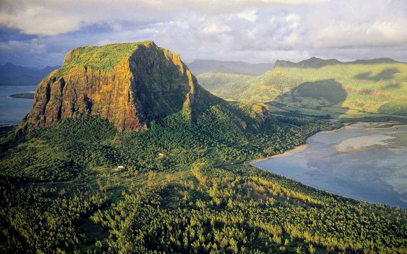 Le Morne Brabant Panorama